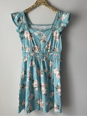 NWT Blue Floral Ruffle Sleeve Sundress
